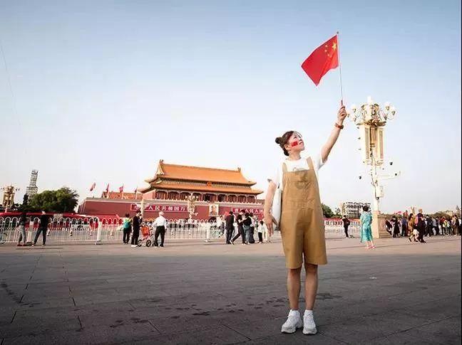 《爱情公寓1》胡一菲和宛瑜进行蛋炒饭比赛时主要是什么样子的呢?——分享最新热门话题的红迪网平台